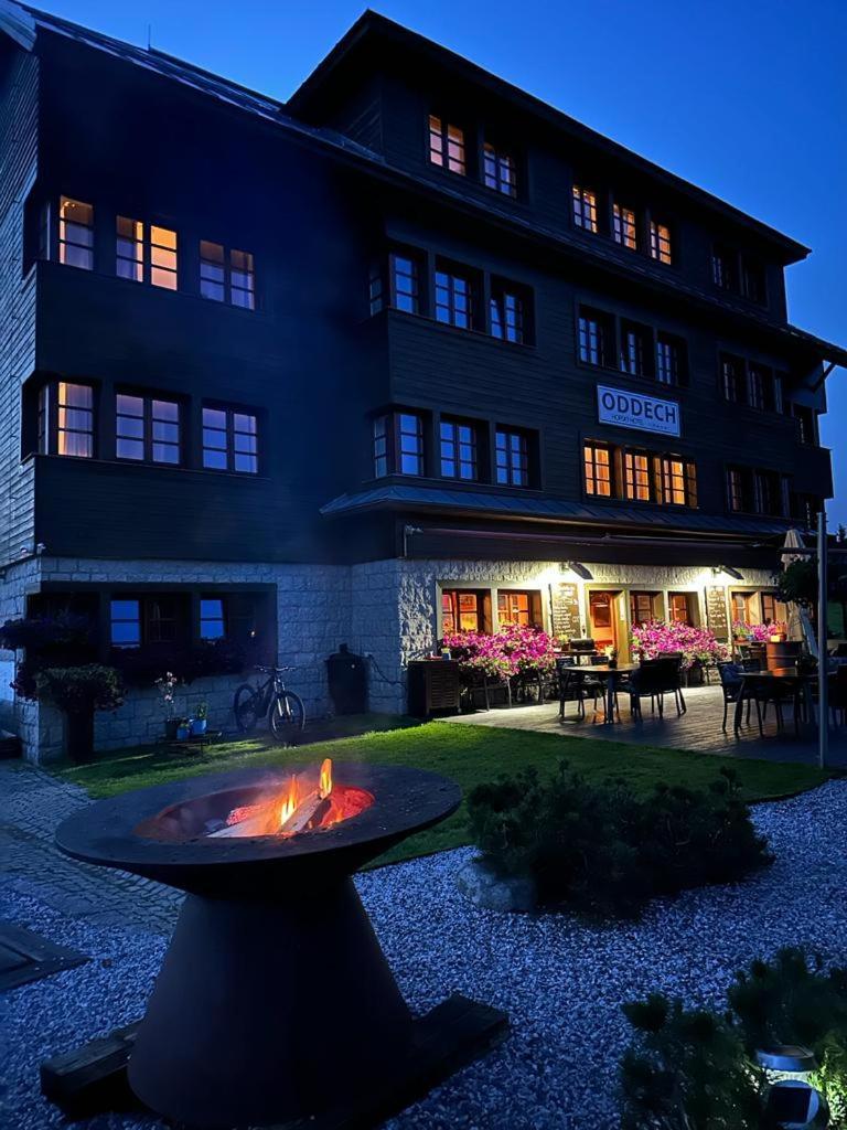 Hotel Oddech Pec pod Snezkou Exterior foto